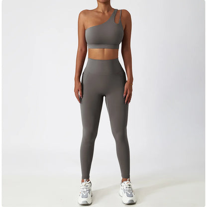 TWO PIECE SPORTWEAR GYM SET RUNNING