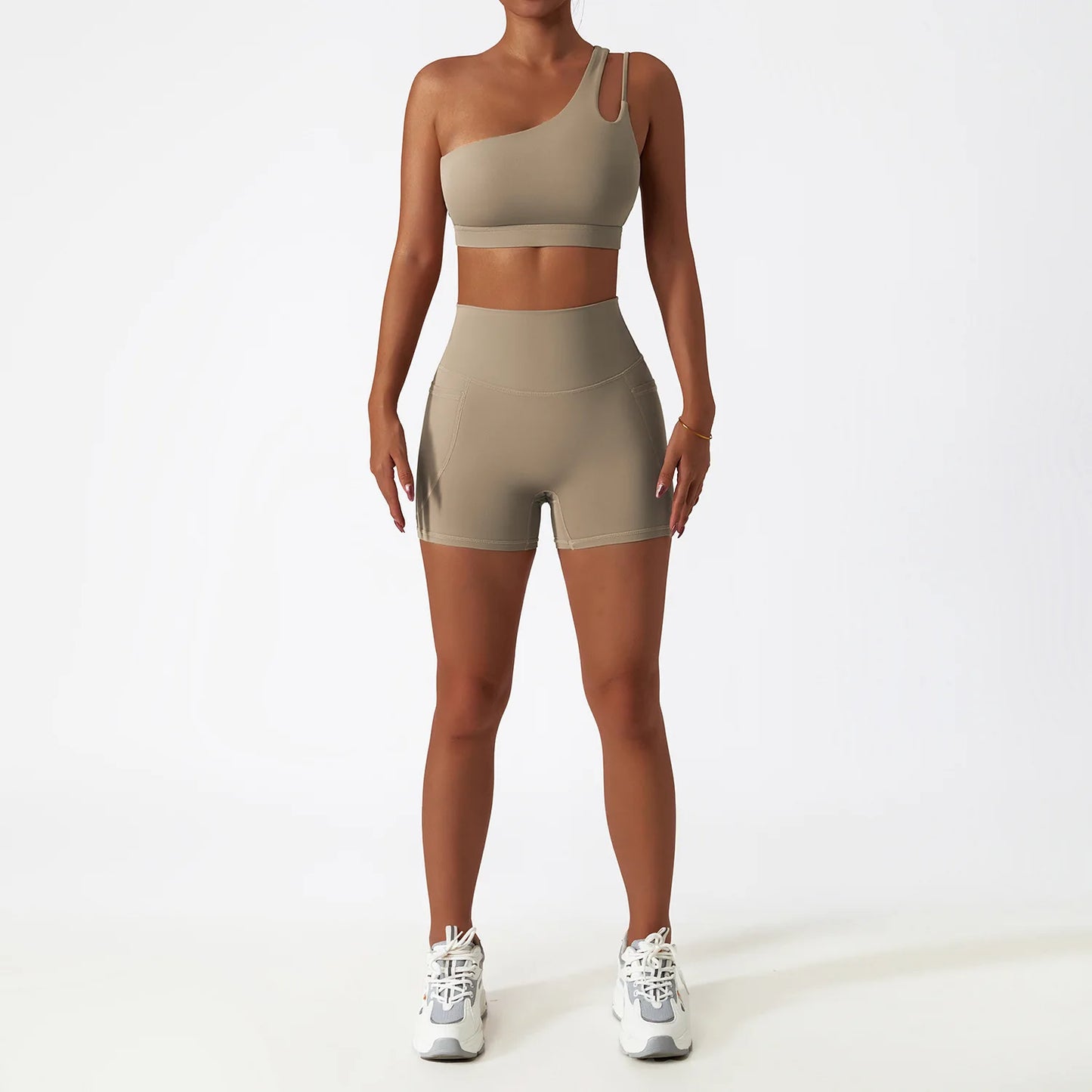 TWO PIECE SPORTWEAR GYM SET RUNNING