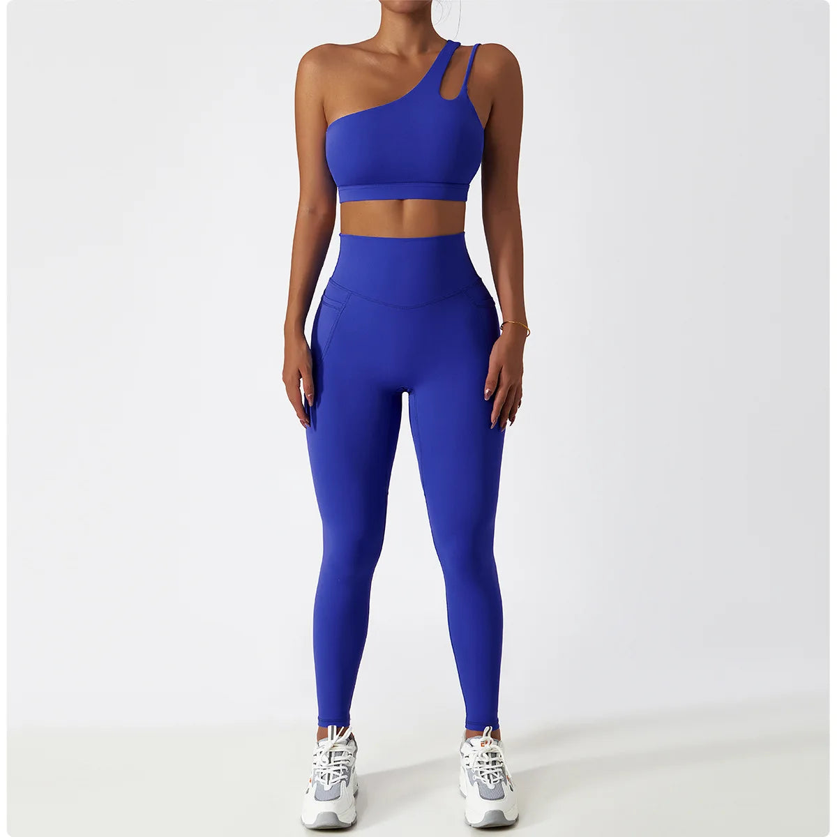 TWO PIECE SPORTWEAR GYM SET RUNNING