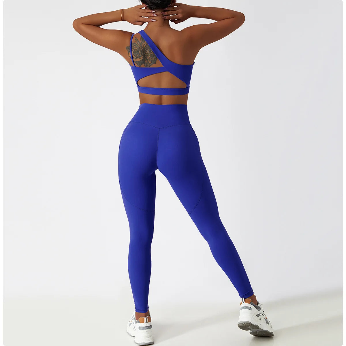 TWO PIECE SPORTWEAR GYM SET RUNNING